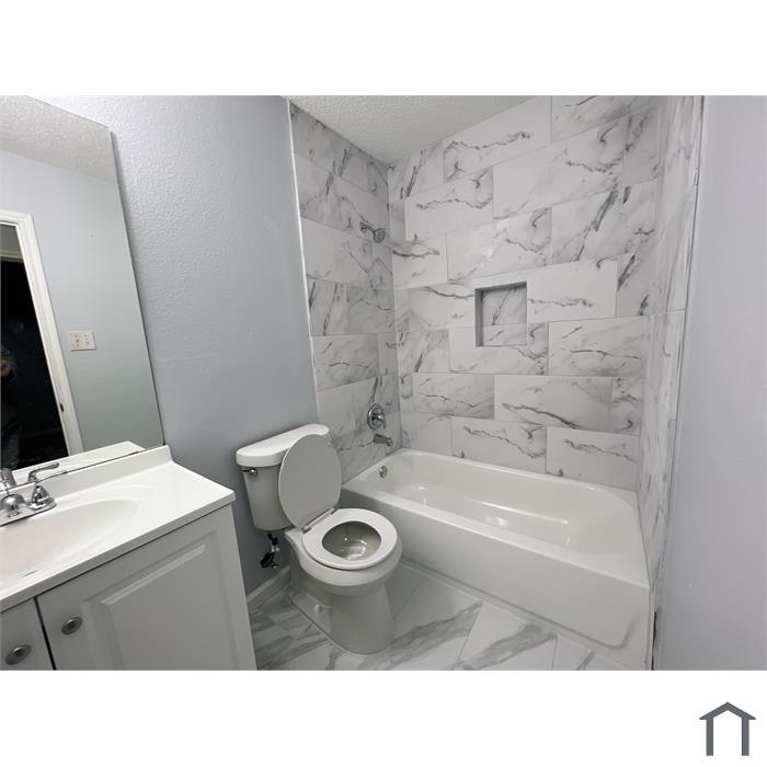 Mustang Creek Ph 2 - Residential Lease