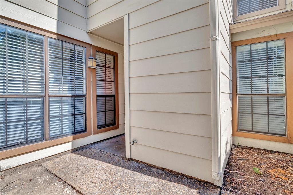 Springtree Crossing Condos - Residential