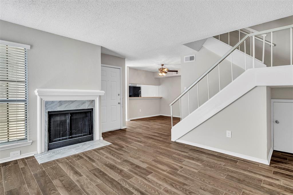 Springtree Crossing Condos - Residential