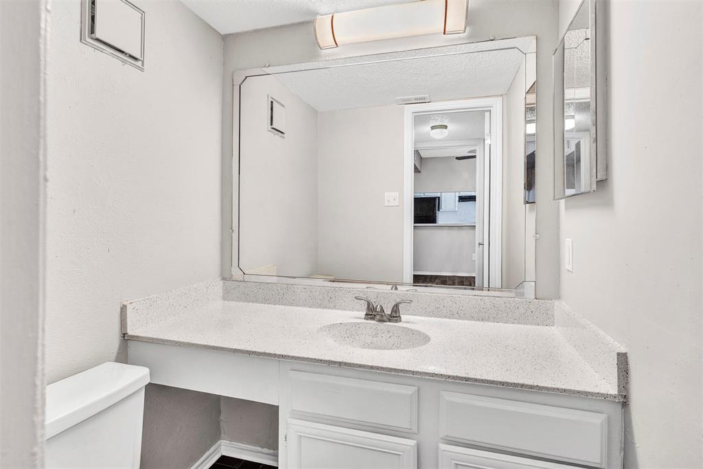 Springtree Crossing Condos - Residential