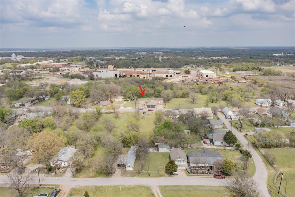 Corsicana - Commercial Sale