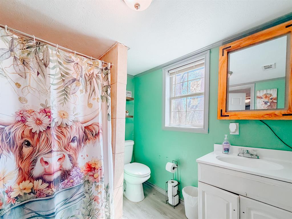 Corsicana - Commercial Sale