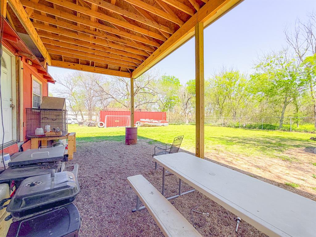 Corsicana - Commercial Sale