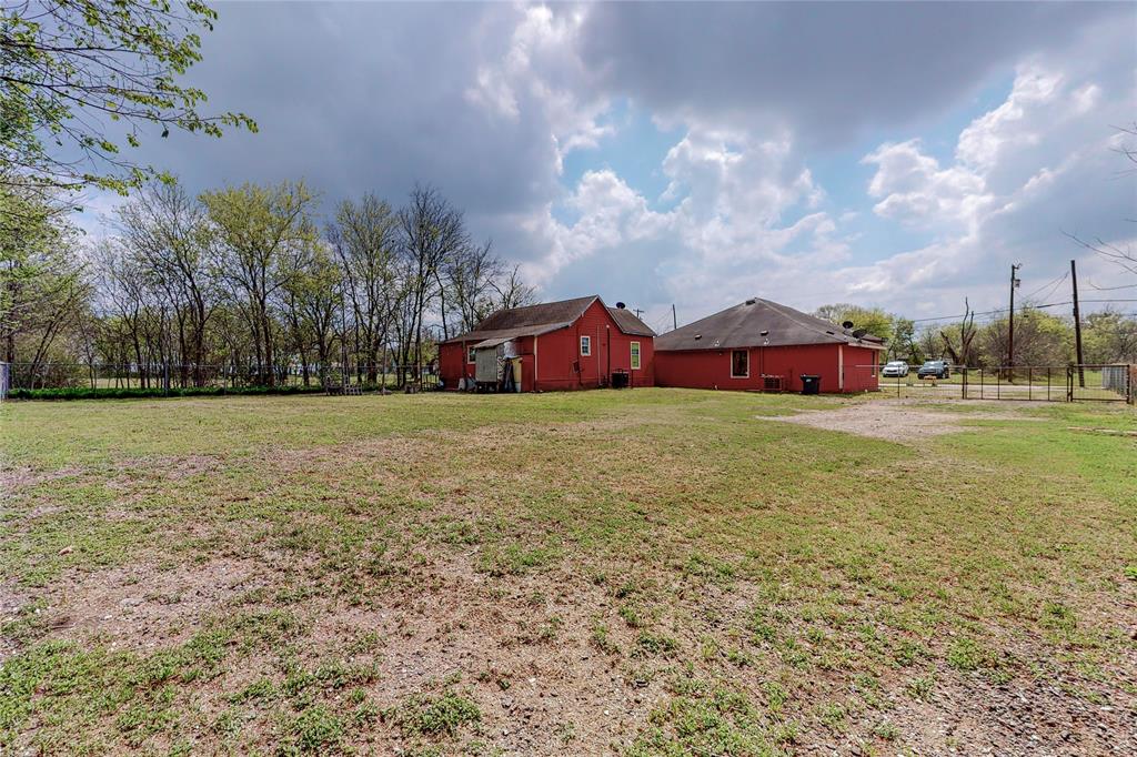 Corsicana - Commercial Sale
