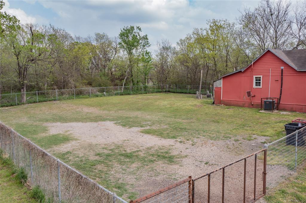 Corsicana - Commercial Sale