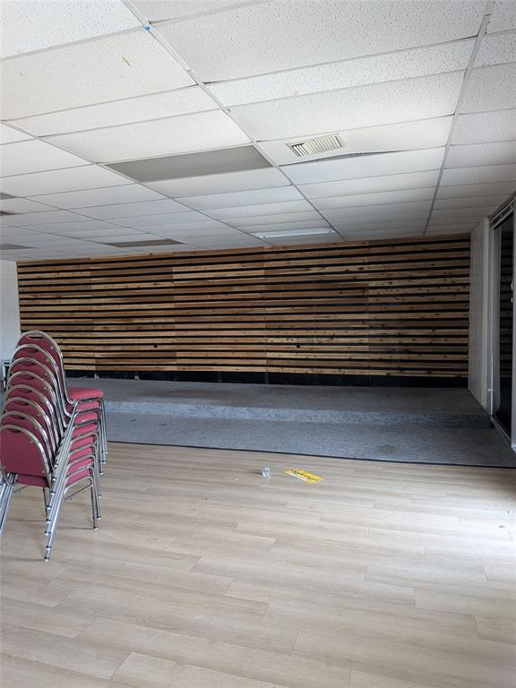 Springdale Add - Commercial Sale