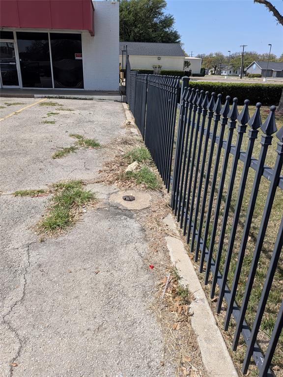 Springdale Add - Commercial Sale