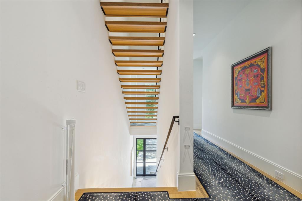 Stratford Manor - Residential