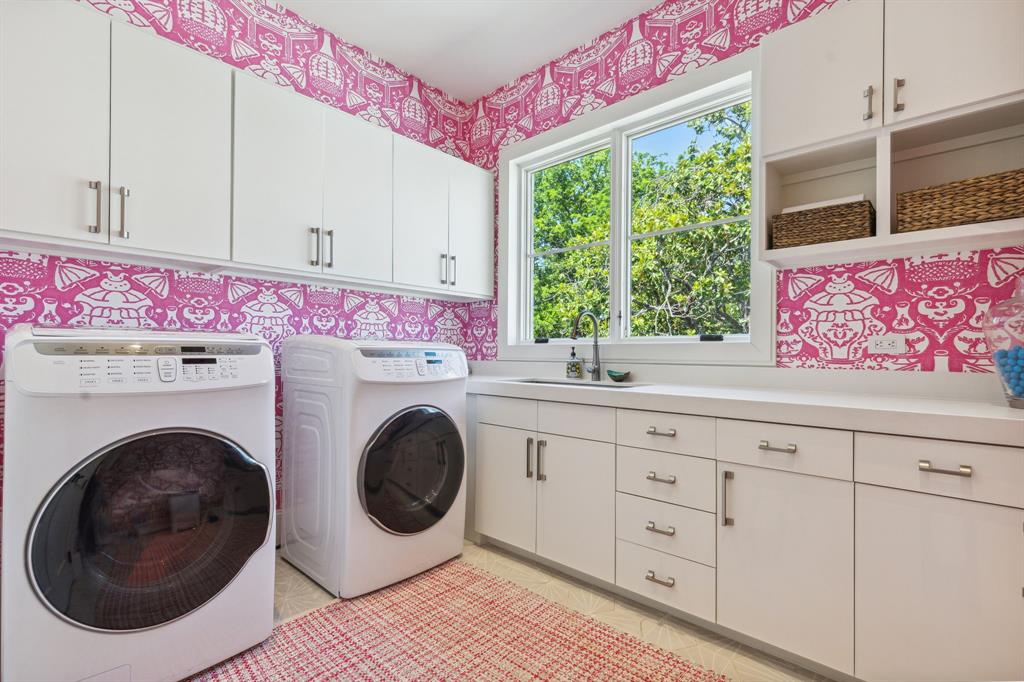 Stratford Manor - Residential