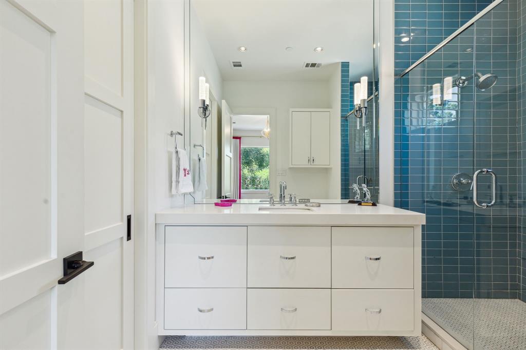 Stratford Manor - Residential