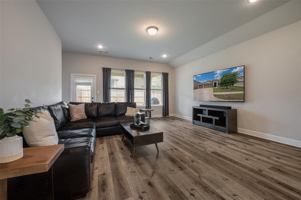 1656 Deerpath Drive