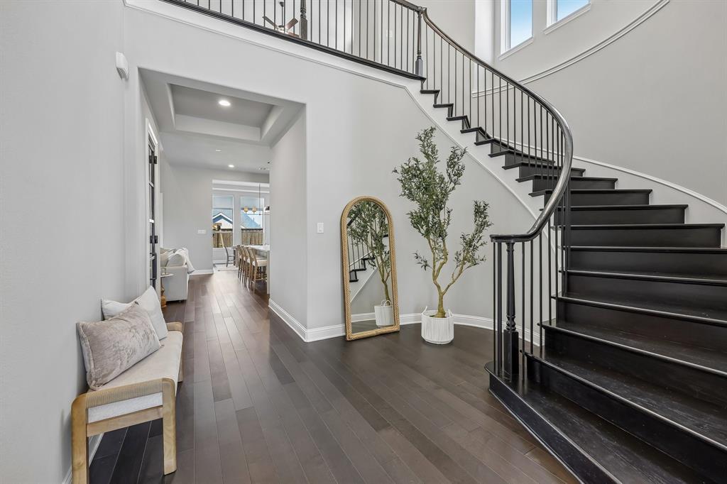 2212 Dunstan Drive