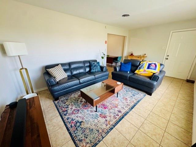 Miller & Stemmons Add - Residential Lease