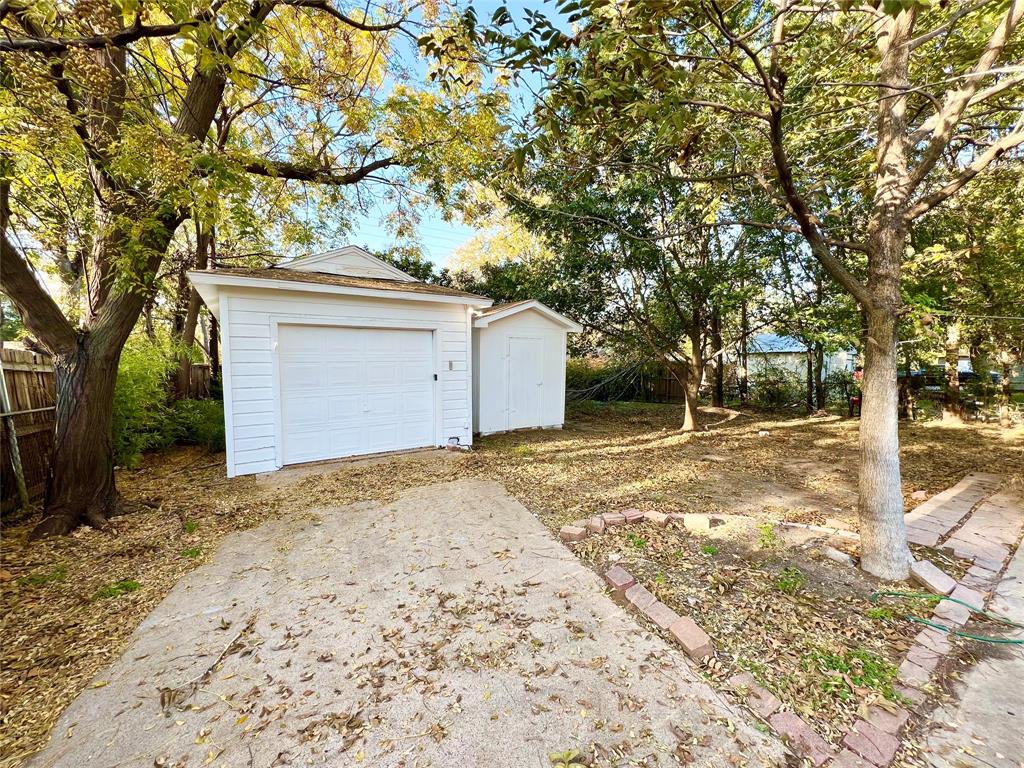 Arlington Estates Add - Residential Lease