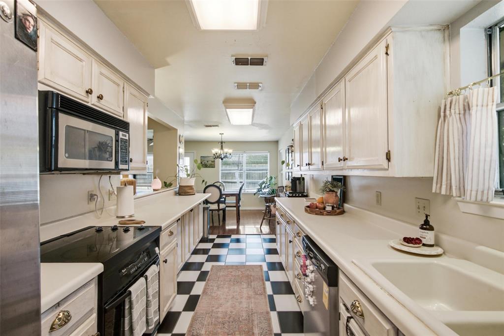 1406 Doral Court