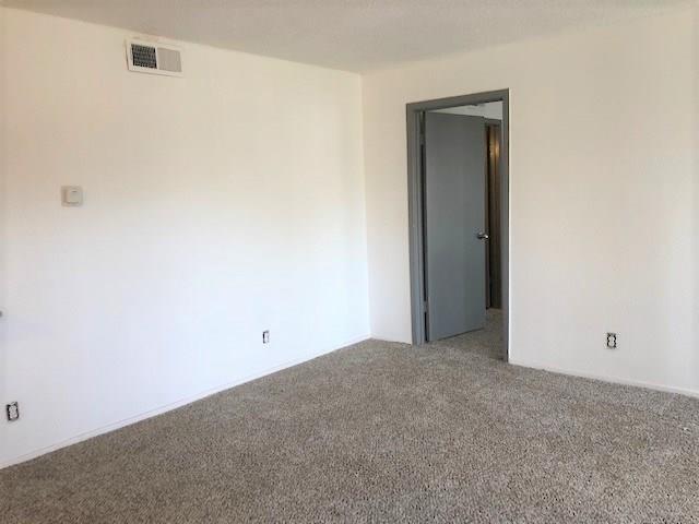 Centre Square 01 Condo - Residential