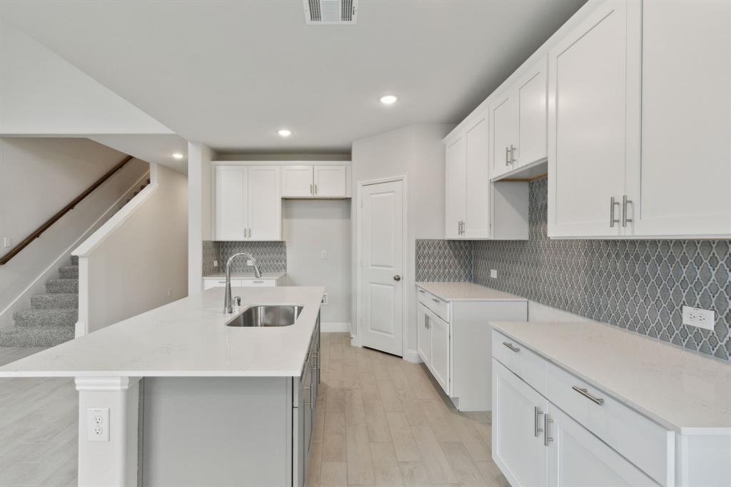 2903 Italia Terrace