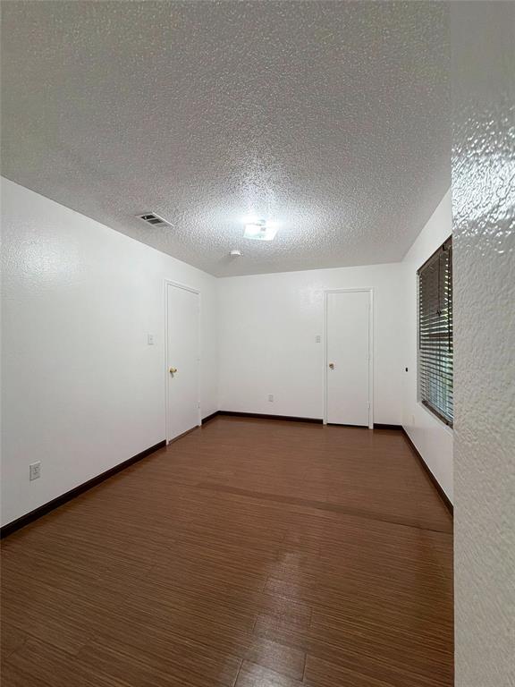 Encinos Park Ph 02 - Residential