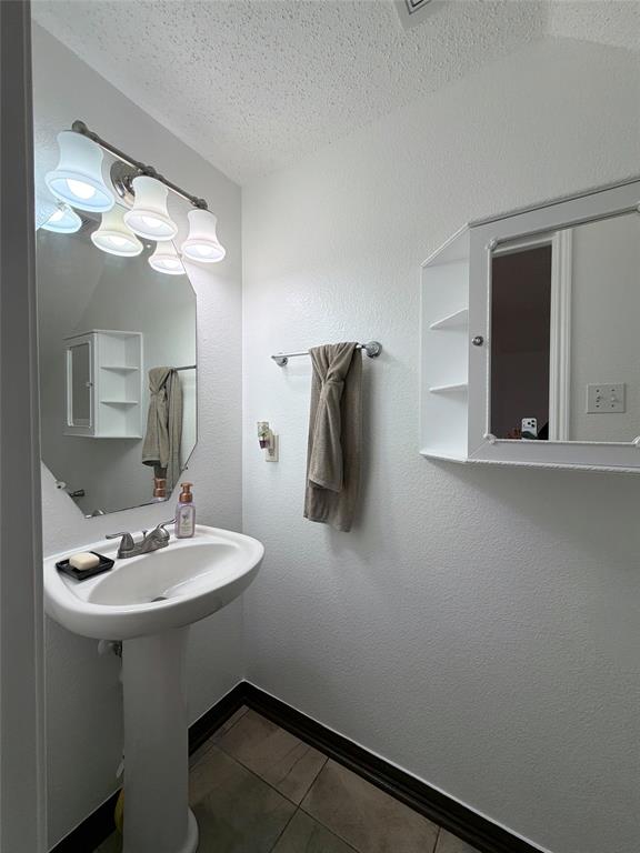 Encinos Park Ph 02 - Residential