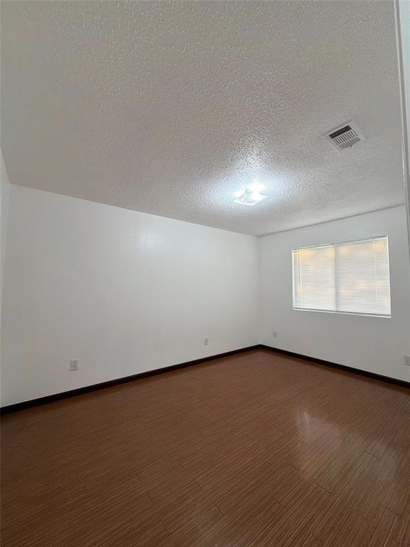 Encinos Park Ph 02 - Residential