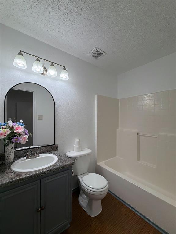 Encinos Park Ph 02 - Residential