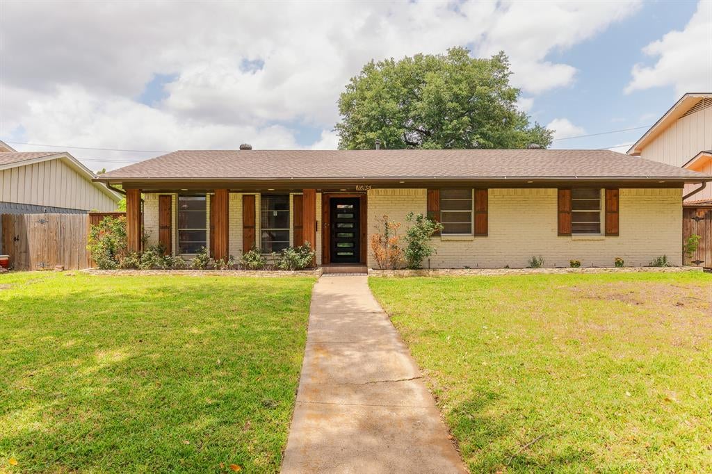 11245 Buchanan Drive