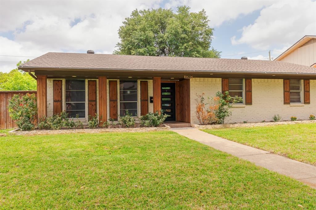 11245 Buchanan Drive
