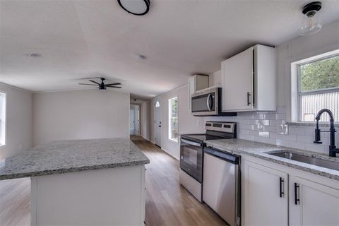 89 Harbor Drive Lake Dallas TX 75065