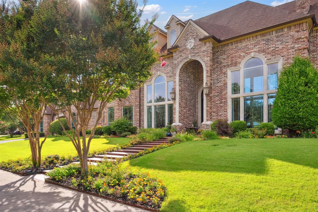 508 Moraine Way