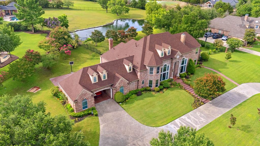 508 Moraine Way