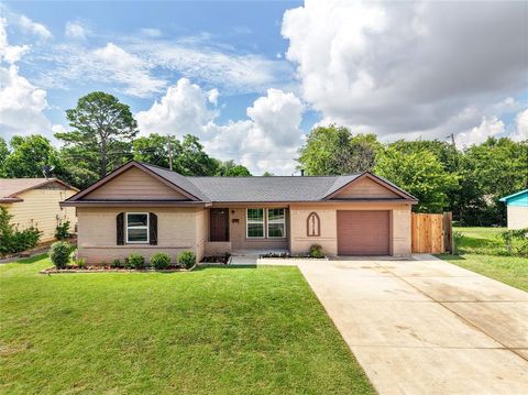 2710 Anderson Street Irving TX 75062