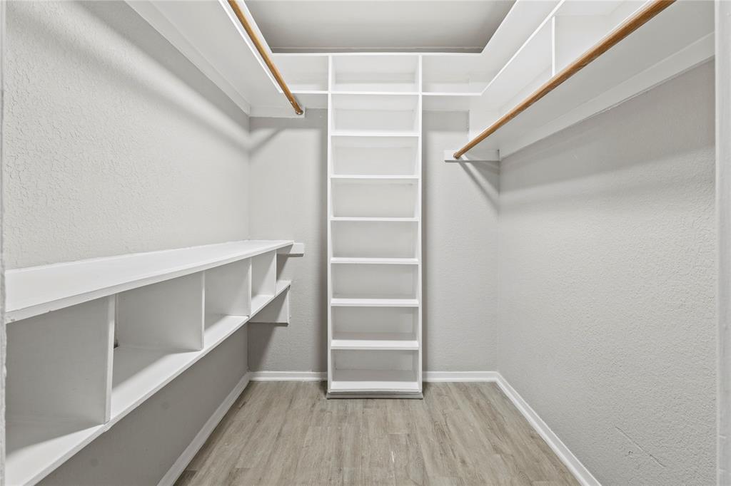 River Oaks Condos - Residential