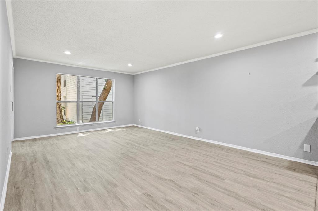 4859 Cedar Springs Road 157