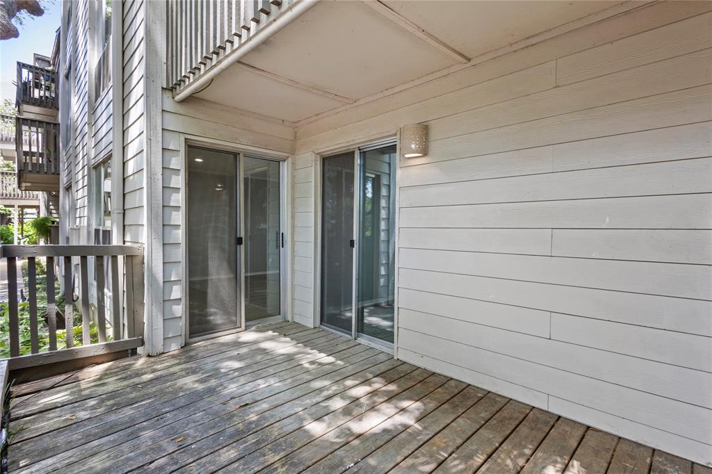 River Oaks Condos - Residential