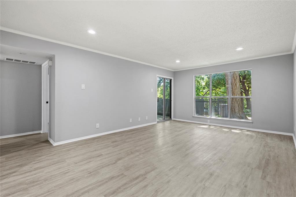 River Oaks Condos - Residential