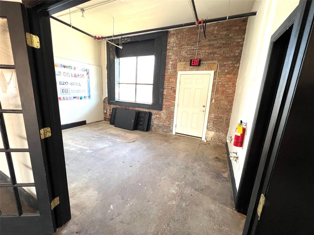 Loving A R Add - Commercial Lease