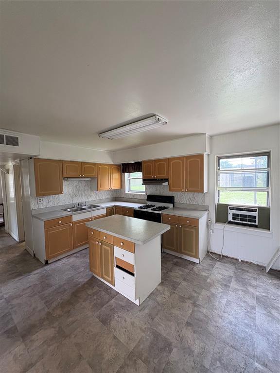 Crestmoor Park - Residential