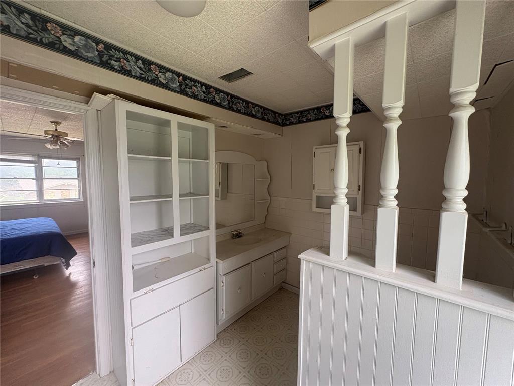 Crestmoor Park - Residential