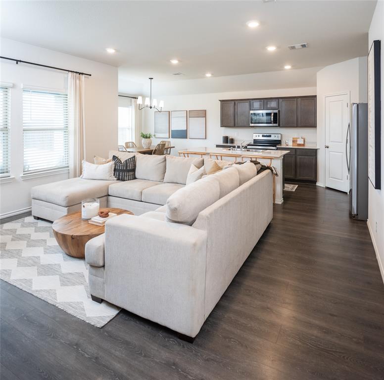 Magnolia Ph 6 - Residential