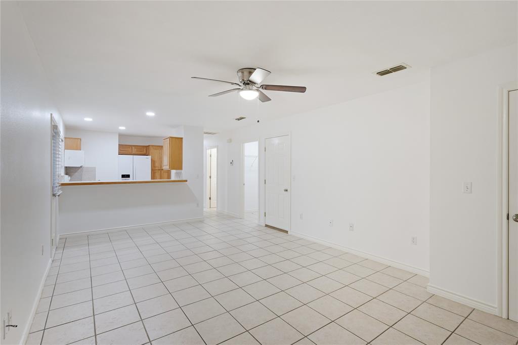 COLLEGE PARK ADDN - Residential Lease