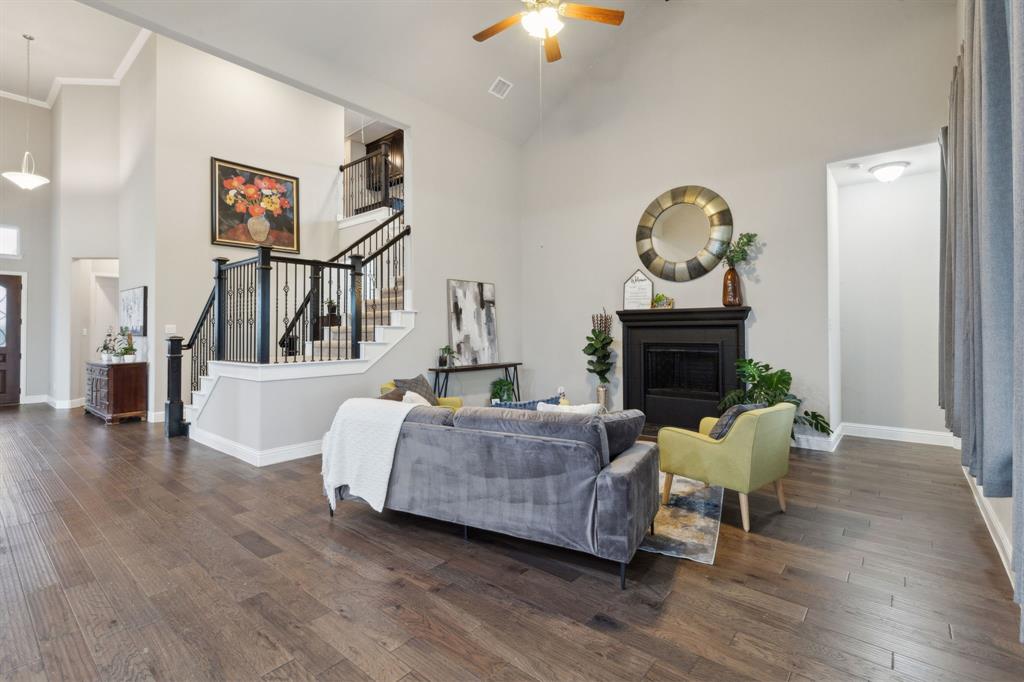 Estates Of Lakeshore Ph I The - Residential