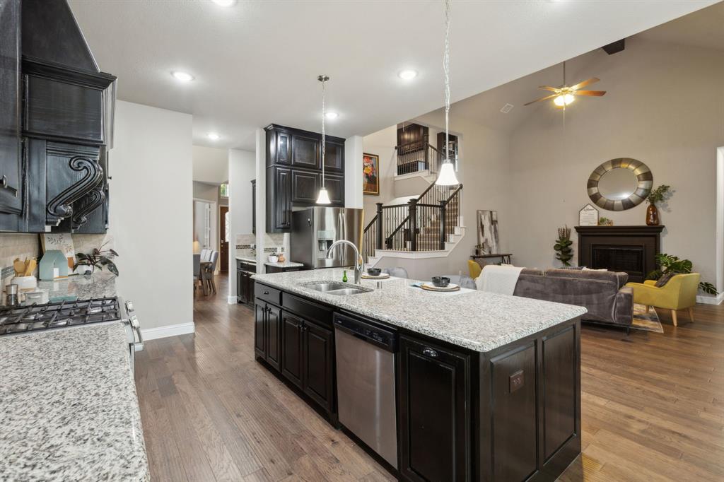 Estates Of Lakeshore Ph I The - Residential