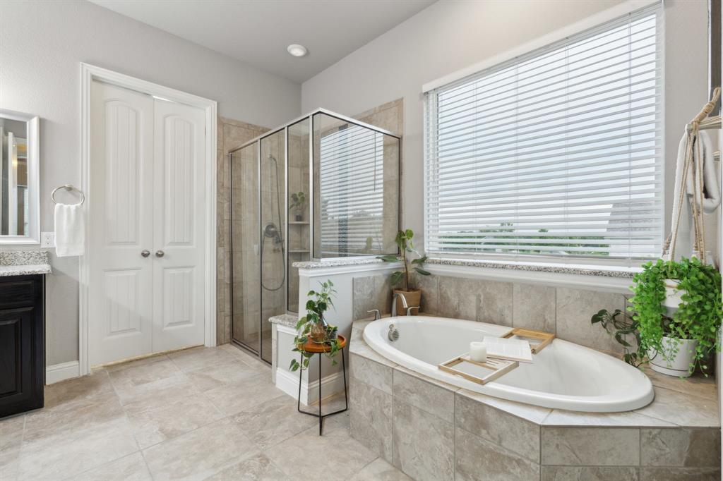 Estates Of Lakeshore Ph I The - Residential