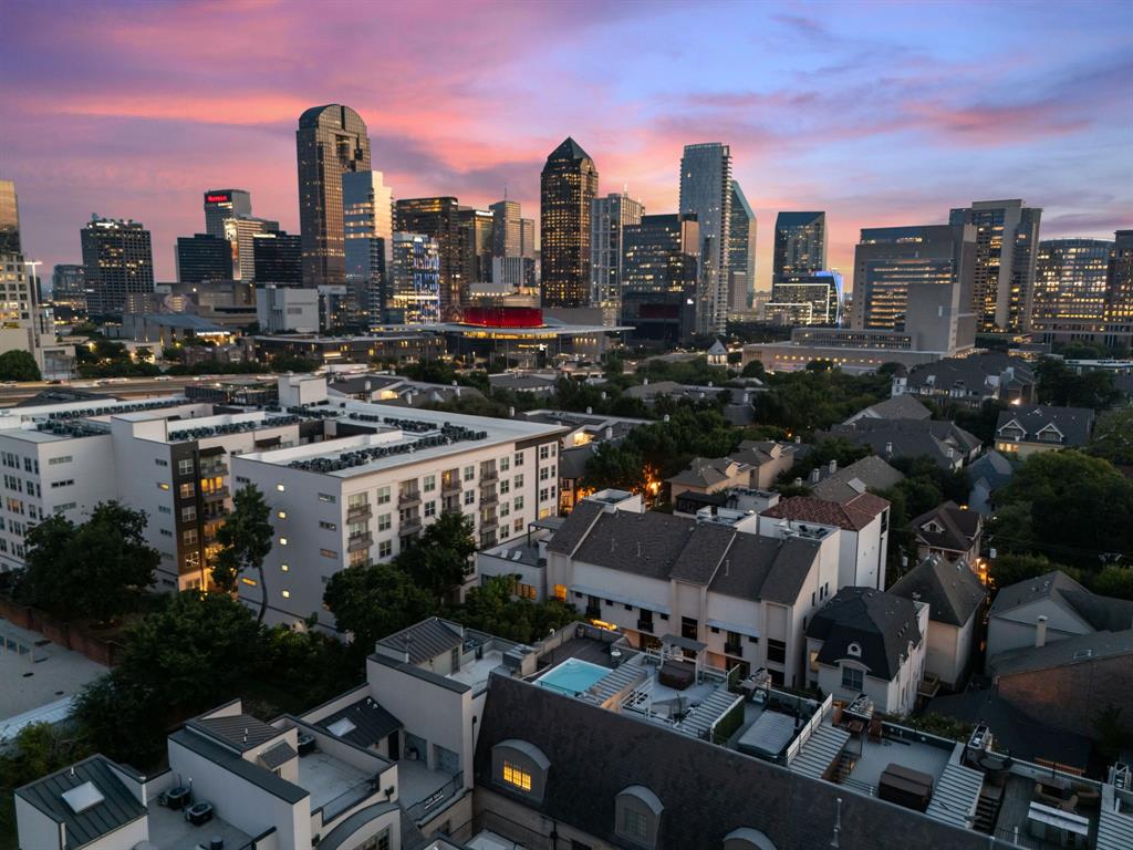 Lexington State Thomas - Residential