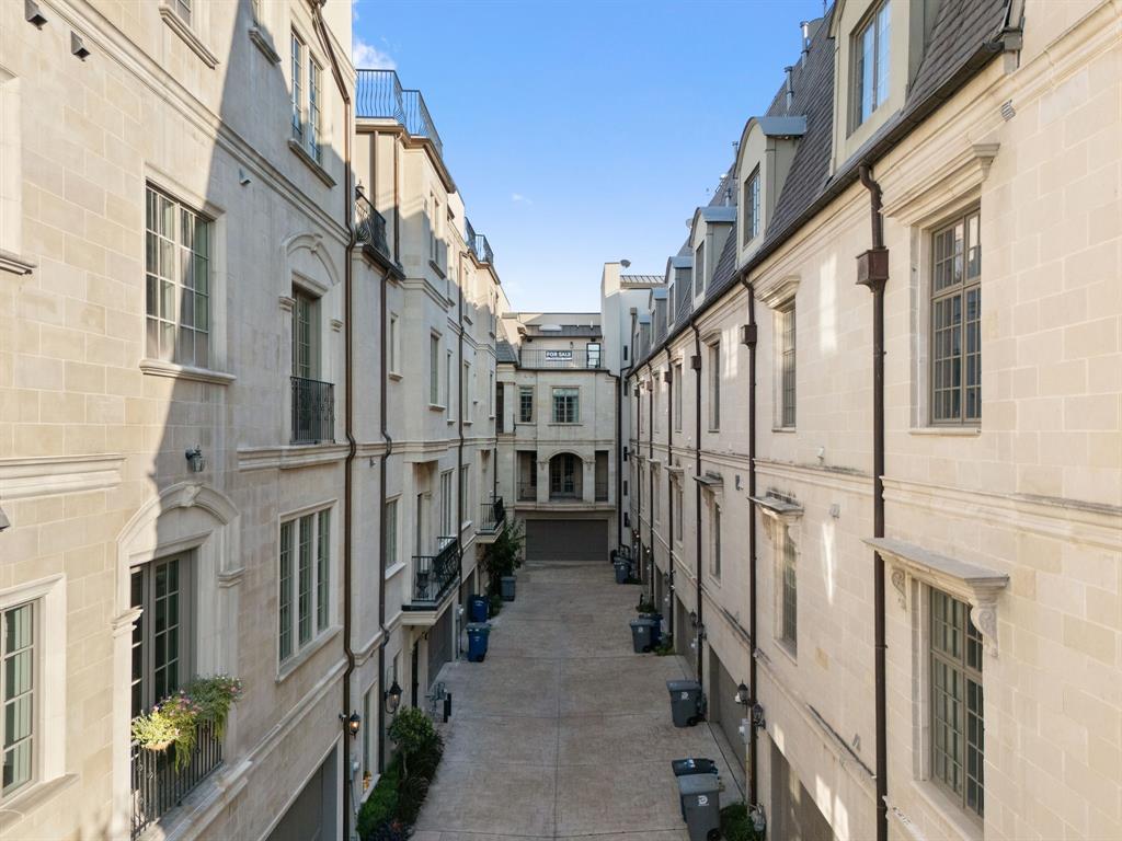 Lexington State Thomas - Residential