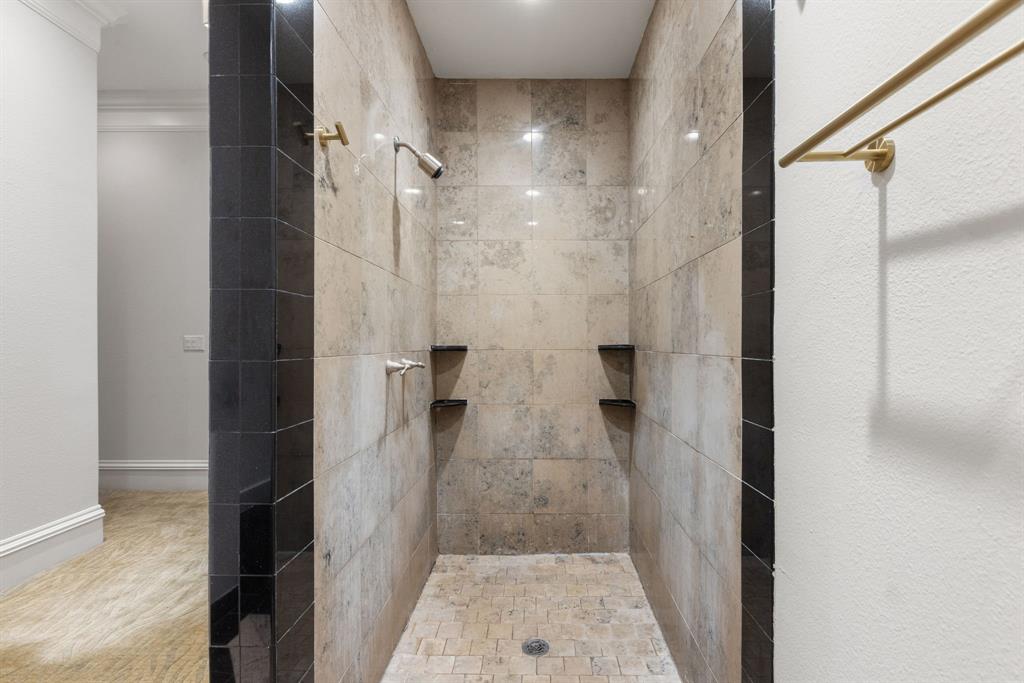 Lexington State Thomas - Residential