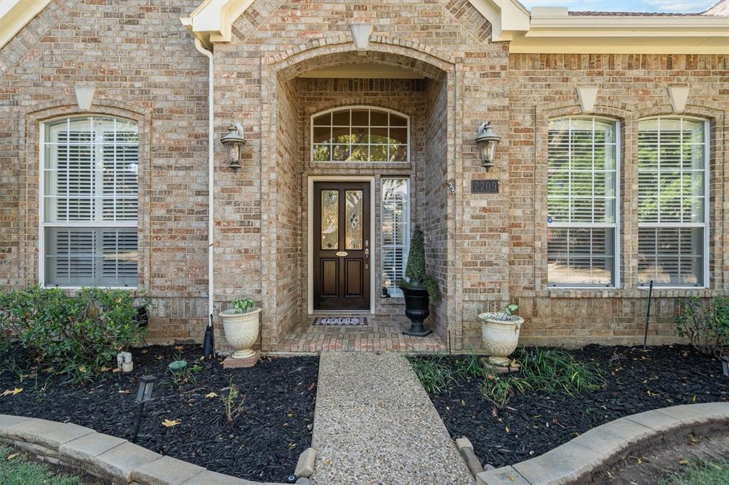 2709 Lake Ville Lane