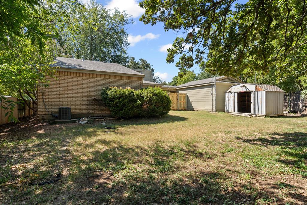 Arlington, Texas 76001, United States, 2 Bedrooms Bedrooms, ,2 BathroomsBathrooms,Residential,Active,201167