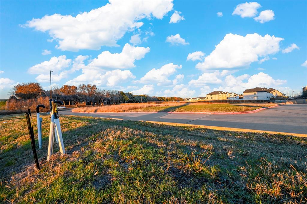 Central Commerce Center - Commercial Sale