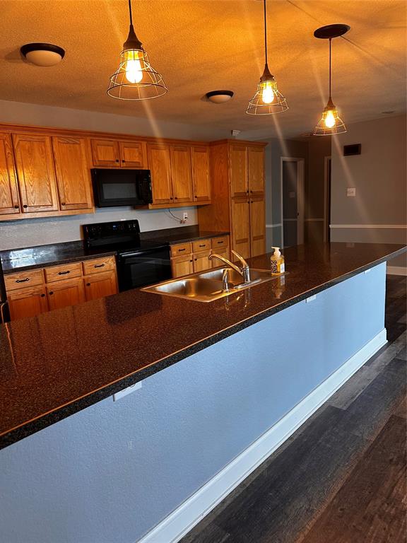 1902 Ramblewood Court